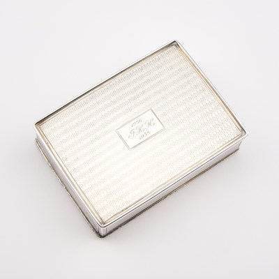 Lot 440 - A LARGE WILLIAM IV SILVER TABLE SNUFF BOX