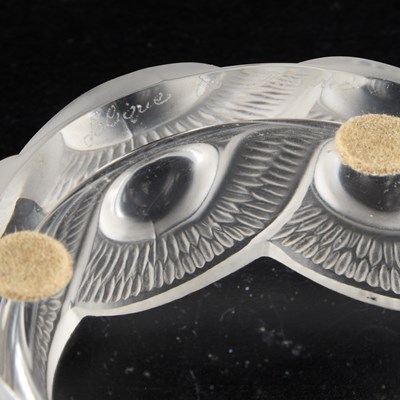 Lot 119 - A SMALL LALIQUE BOWL