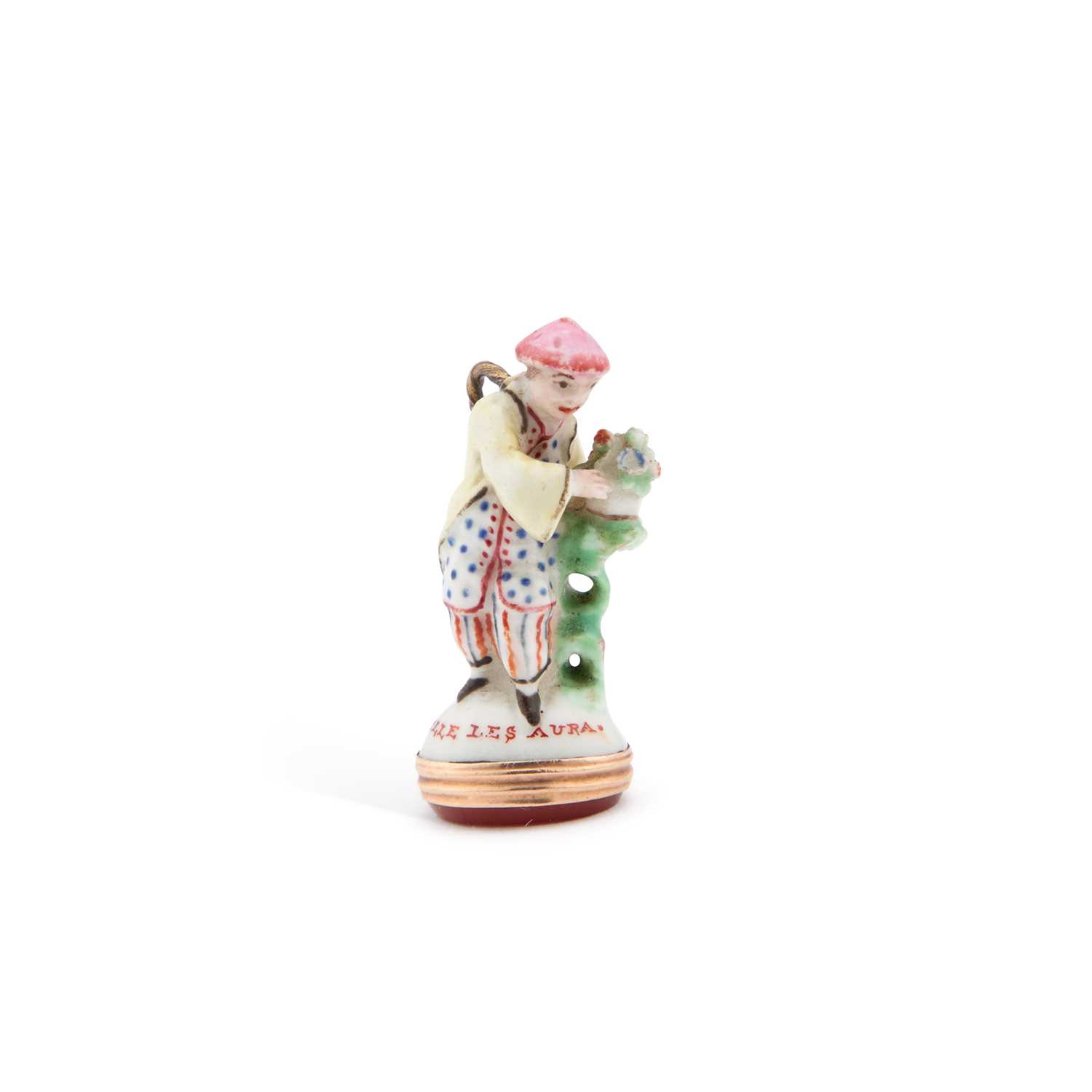 Lot 41 - A FINE CHELSEA PORCELAIN FIGURAL SEAL