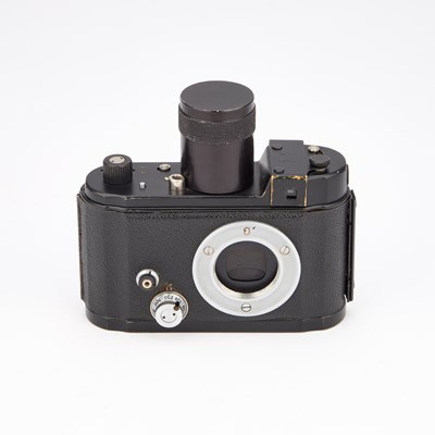 Lot 696 - A BERNING ROBOT II 'LUFTWAFFEN-EIGENTUM' CAMERA