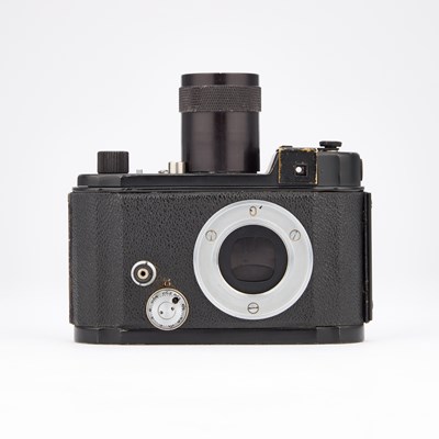 Lot 696 - A BERNING ROBOT II 'LUFTWAFFEN-EIGENTUM' CAMERA