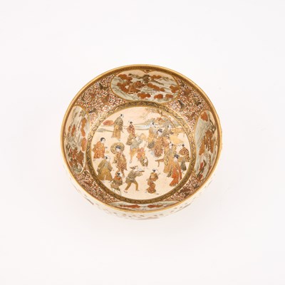 Lot 916 - A JAPANESE SATSUMA BOWL BY GYOKUZAN