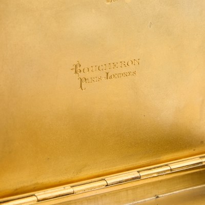 Lot 196 - A FRENCH SILVER-MOUNTED SNUFF BOX