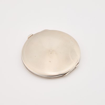Lot 273 - A GEORGE VI SILVER AND ENAMEL COMPACT