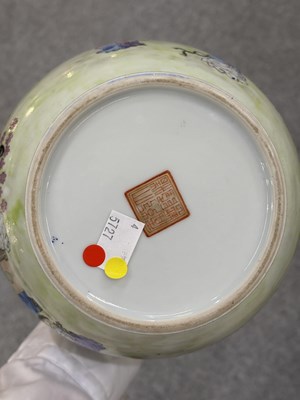 Lot 65 - A CHINESE FAMILLE ROSE PORCELAIN VASE