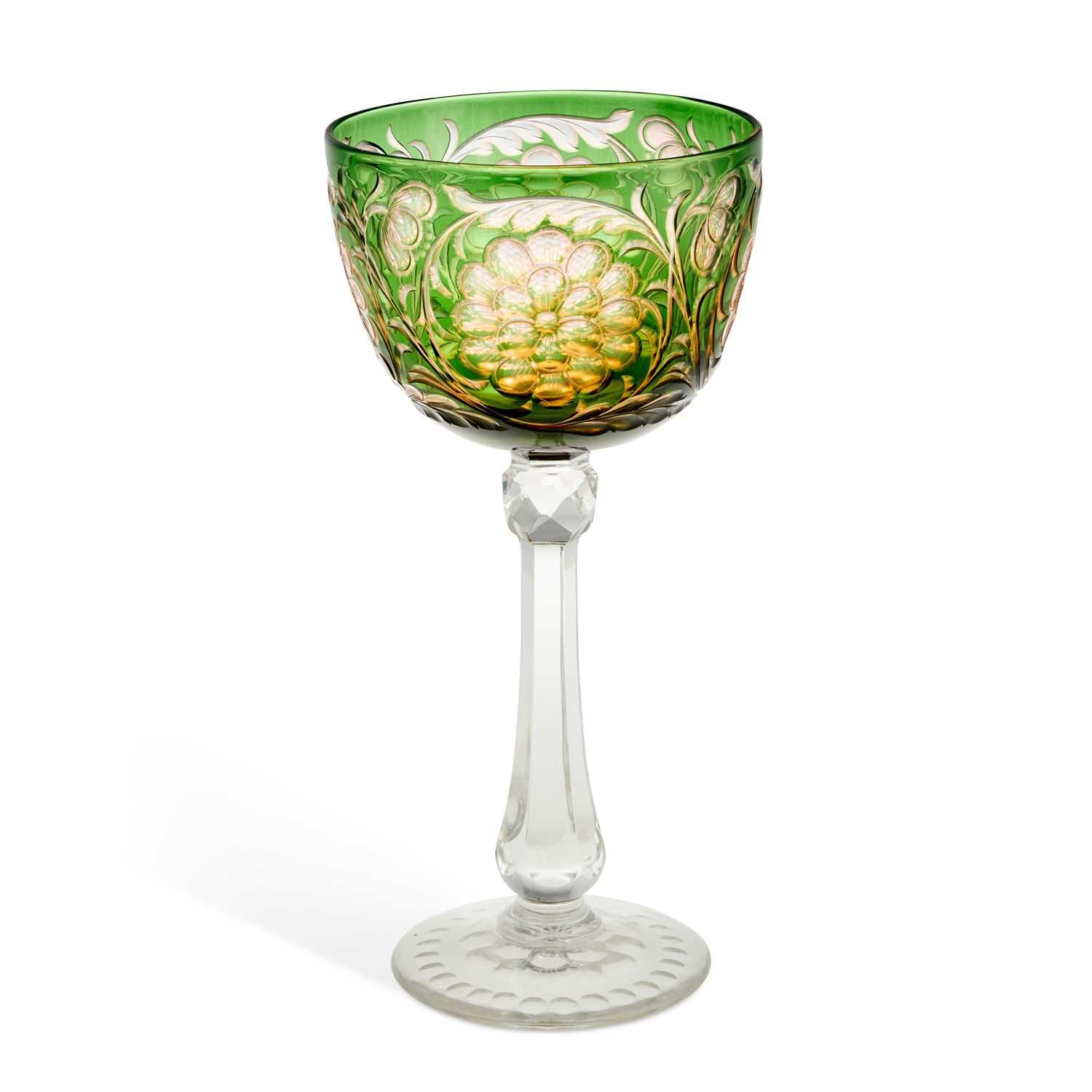 Lot 13 - A STEVENS & WILLIAMS TRIPLE-CASED INTAGLIO-DECORATED GOBLET