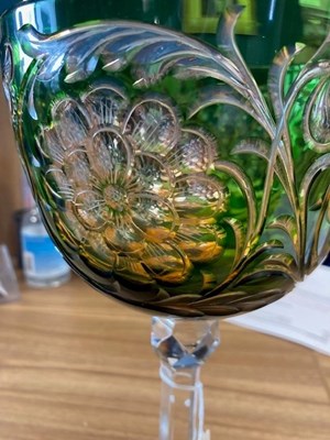 Lot 13 - A STEVENS & WILLIAMS TRIPLE-CASED INTAGLIO-DECORATED GOBLET