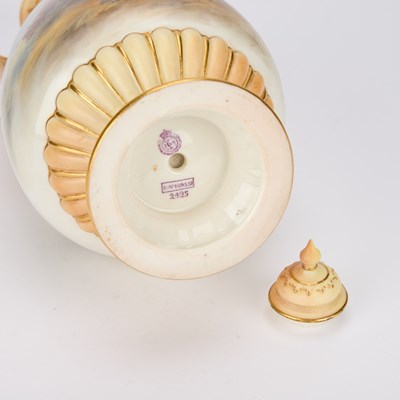 Lot 120 - A ROYAL WORCESTER TWO-HANDLED VASE AND COVER