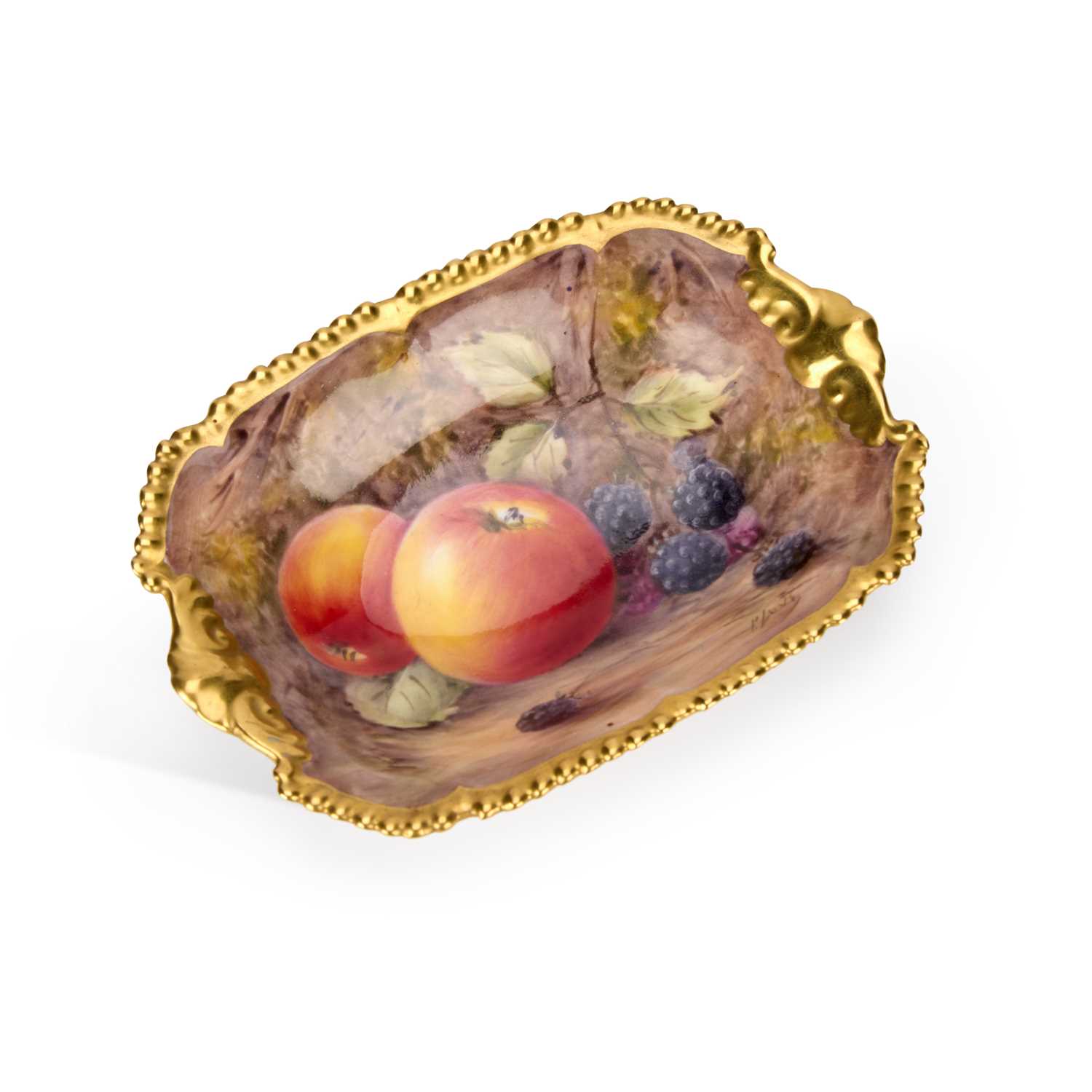 Lot 110 - A ROYAL WORCESTER FRUIT PAINTED DISH