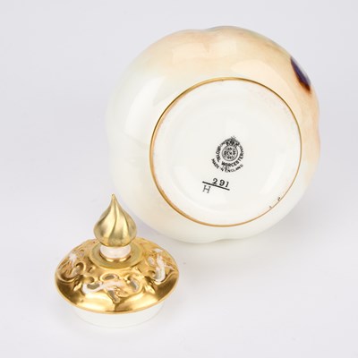 Lot 112 - A ROYAL WORCESTER FRUIT PAINTED POT POURRI VASE AND COVER
