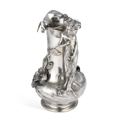 Lot 130 - WMF (WÜRTTEMBERGISCHE METALLWARENFABRIK), A LARGE ART NOUVEAU PEWTER EWER, CIRCA 1905