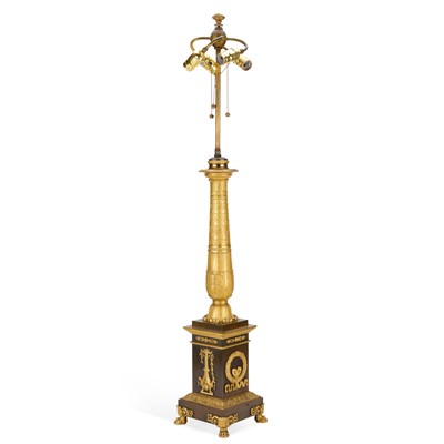 Lot 947 - A LARGE EMPIRE STYLE GILT AND PATINATED BRONZE LAMP