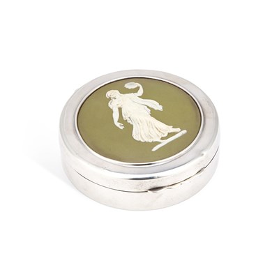 Lot 431 - A LATE VICTORIAN SILVER AND JASPER CIRCULAR BOX