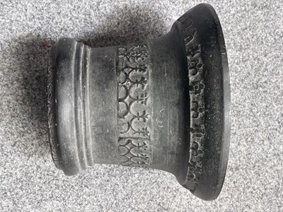 Lot 132 - A LATE 17TH CENTURY LEADED BRONZE MORTAR