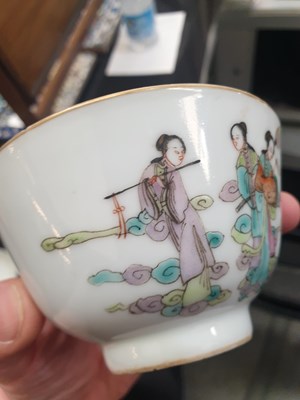 Lot 703 - A GROUP OF THREE CHINESE FAMILLE ROSE BOWLS