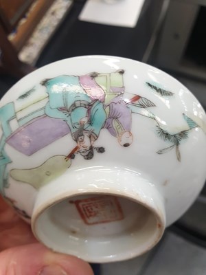 Lot 703 - A GROUP OF THREE CHINESE FAMILLE ROSE BOWLS