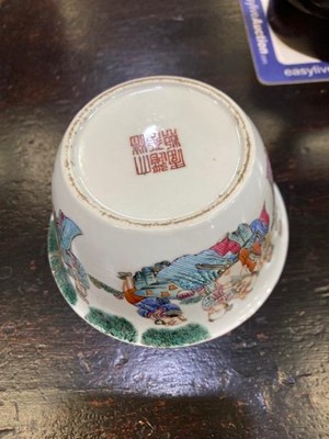 Lot A GROUP OF THREE CHINESE FAMILLE ROSE BOWLS