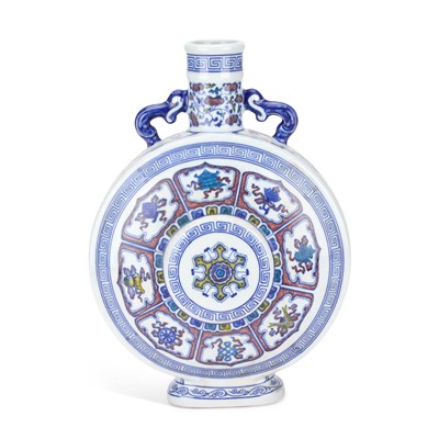 Lot 499 - A CHINESE PORCELAIN MOON FLASK