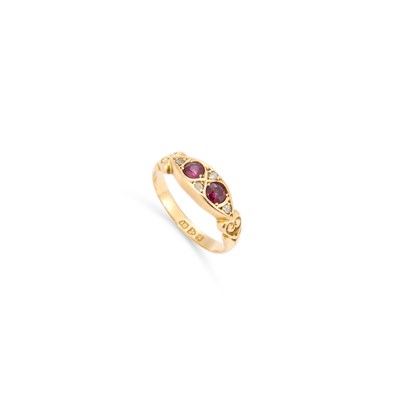 Lot 731 - AN 18 CARAT GOLD RUBY AND DIAMOND BOAT RING