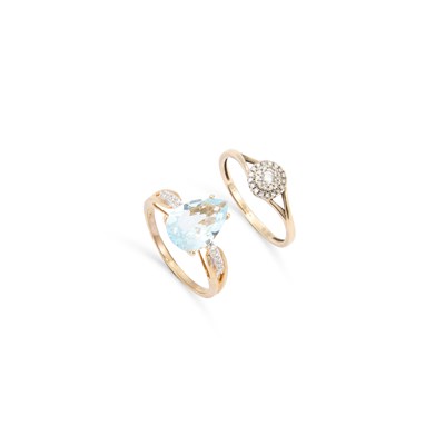 Lot 714 - TWO 9 CARAT GOLD GEM-SET RINGS