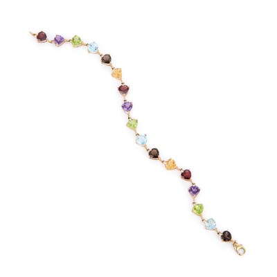Lot 688 - A 9 CARAT GOLD HEART-CUT GEM-SET BRACELET