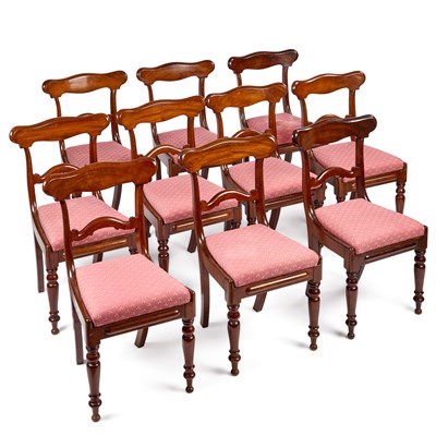Lot 1013 - A SET OF TEN VICTORIAN MAHOGANY DINING CHAIRS
