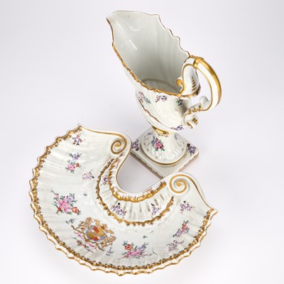 Lot A SAMSON PORCELAIN EWER AND BASIN, 19TH CENTURY