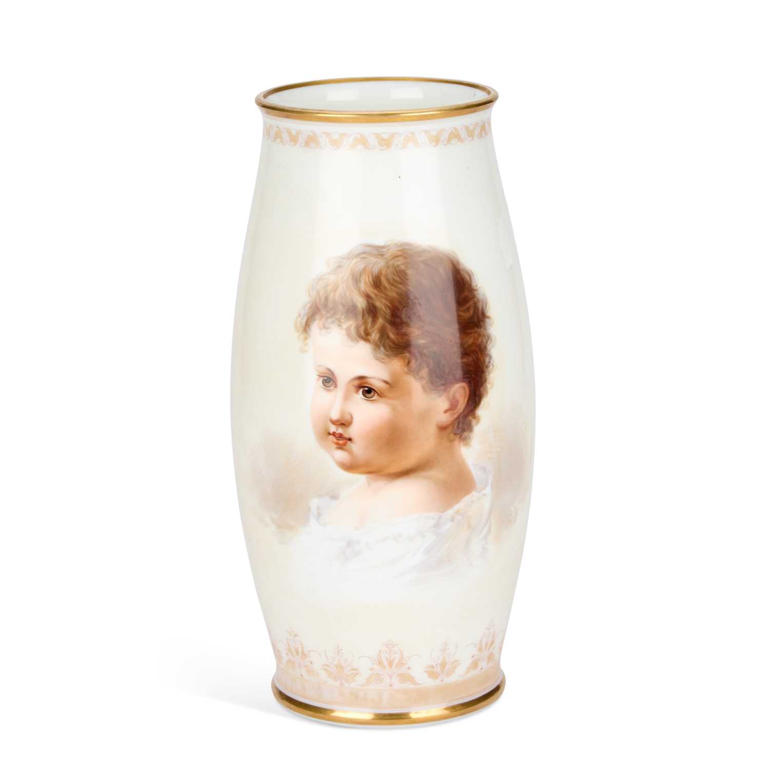 Lot A LATE 19TH CENTURY HAND-PAINTED PORTRAIT GLASS VASE