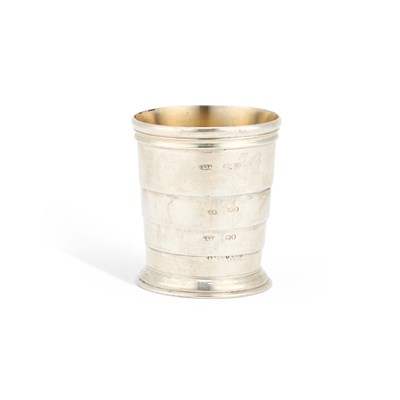 Lot 440 - A LATE VICTORIAN SILVER COLLAPSIBLE BEAKER