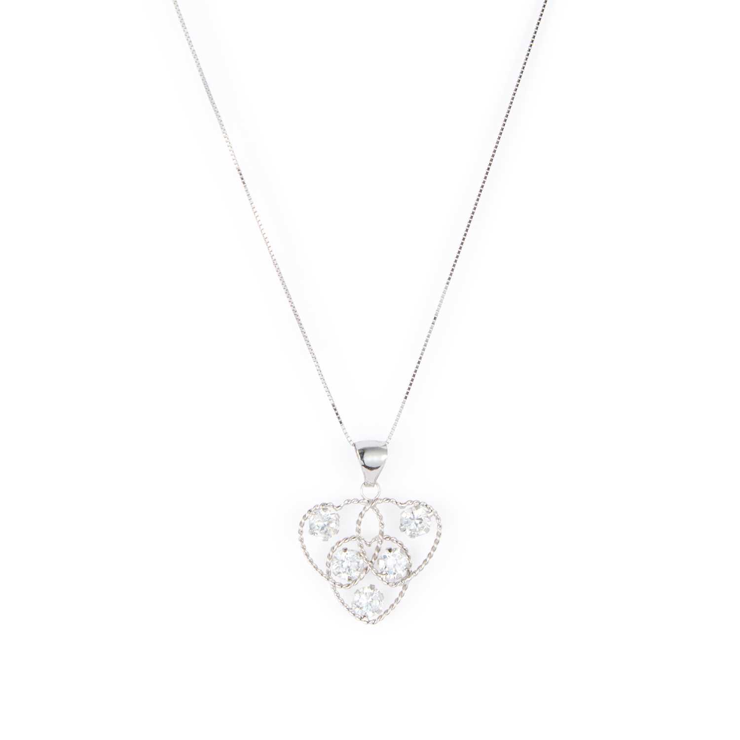 Lot A WHITE CUBIC ZIRCONIA PENDANT