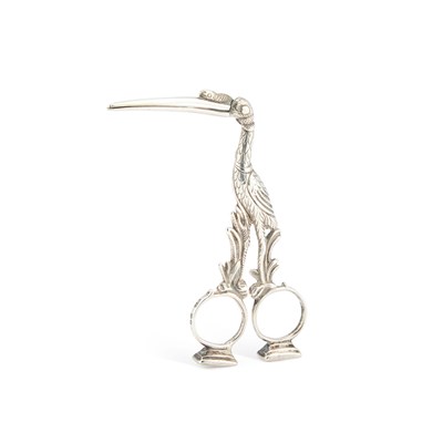 Lot 458 - A VICTORIAN SILVER NOVELTY BIRTH CLAMP