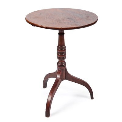Lot 1040 - A GEORGE III MAHOGANY TRIPOD OCCASIONAL TABLE