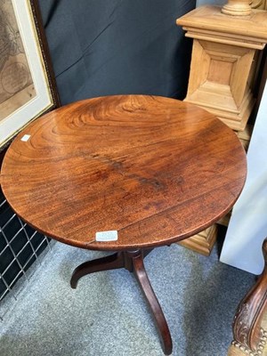 Lot A GEORGE III MAHOGANY TRIPOD OCCASIONAL TABLE