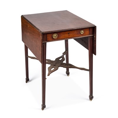 Lot 1072 - A GEORGE III MAHOGANY PEMBROKE TABLE