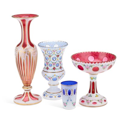 Lot 84 - A BOHEMIAN OVERLAID GLASS VASE