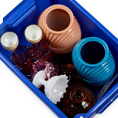 Lot 69 - A GROUP OF GLASS