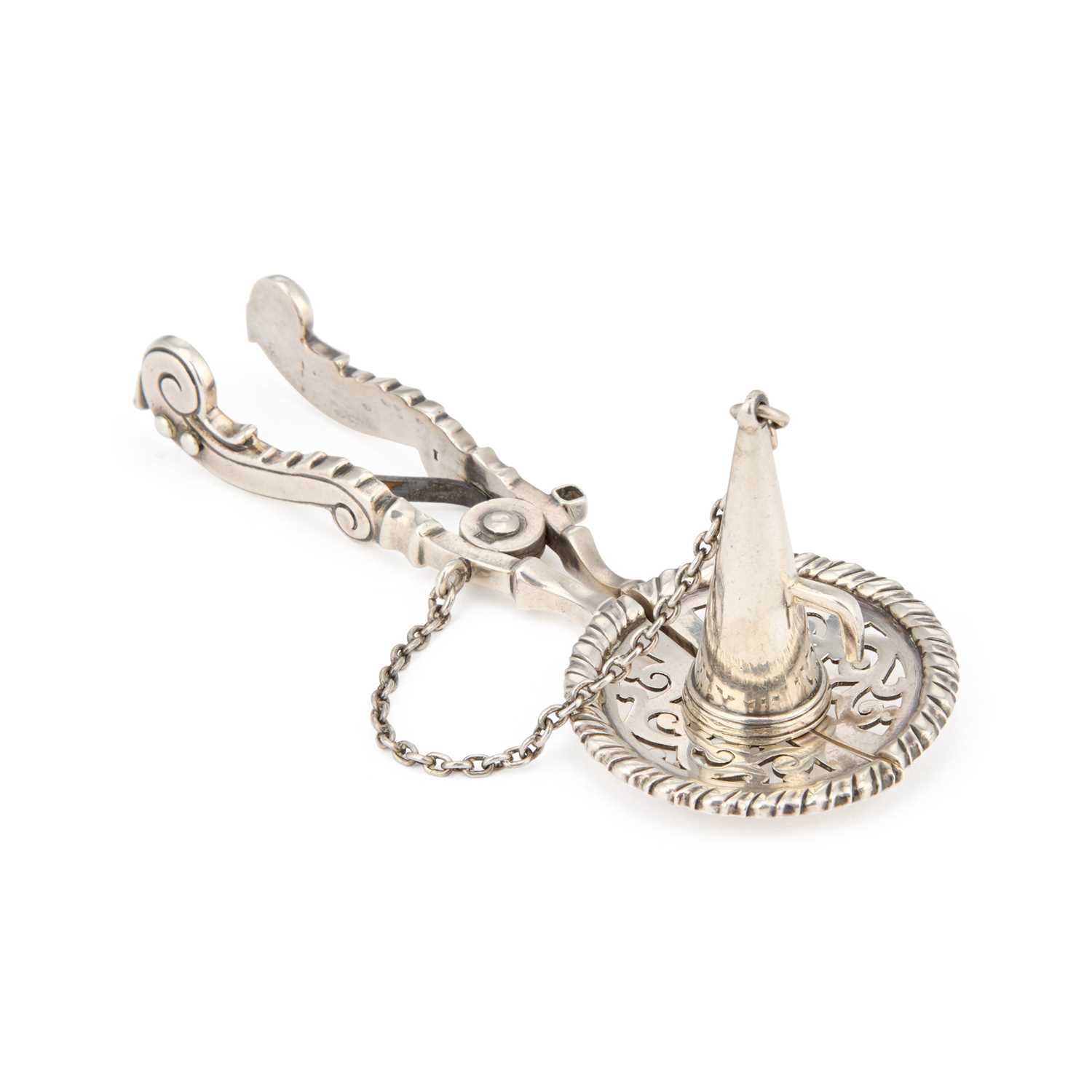 Lot A 19TH CENTURY FRENCH SILVER WAX JACKER (BOUGIE BOX SNUFFER)
