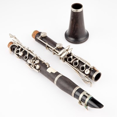 Lot A BOOSEY AND HAWKES REGENT CLARINET