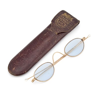 Lot 767 - A PAIR OF VICTORIAN GOLD SPECTACLES