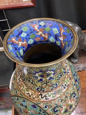 Lot A LARGE CHINESE CLOISONNÉ ENAMEL VASE