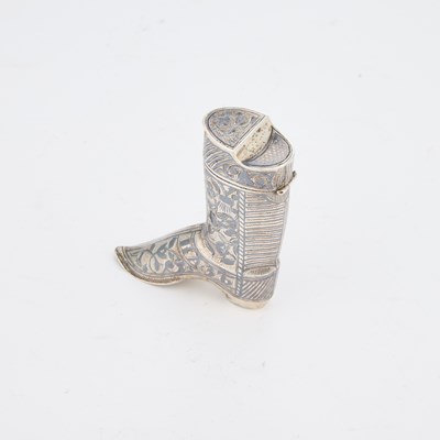 Lot A RUSSIAN SILVER AND NIELLO NOVELTY VESTA CASE