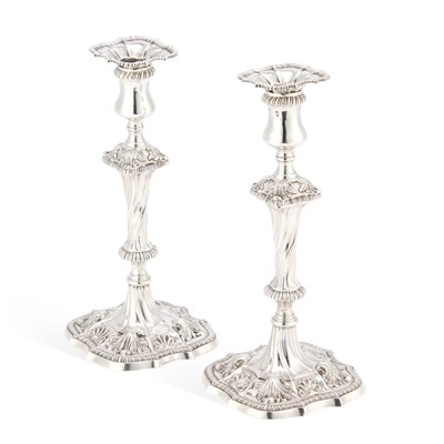Lot 482 - A PAIR OF GEORGE III SILVER CANDLESTICKS