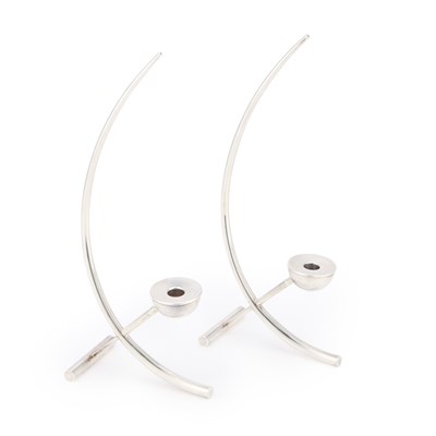 Lot 340 - A PAIR OF MODERNIST 'XY' SILVER CANDLESTICKS