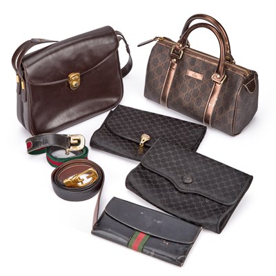Lot 60 - A GROUP OF GUCCI BAGS AND ACCESSORIES